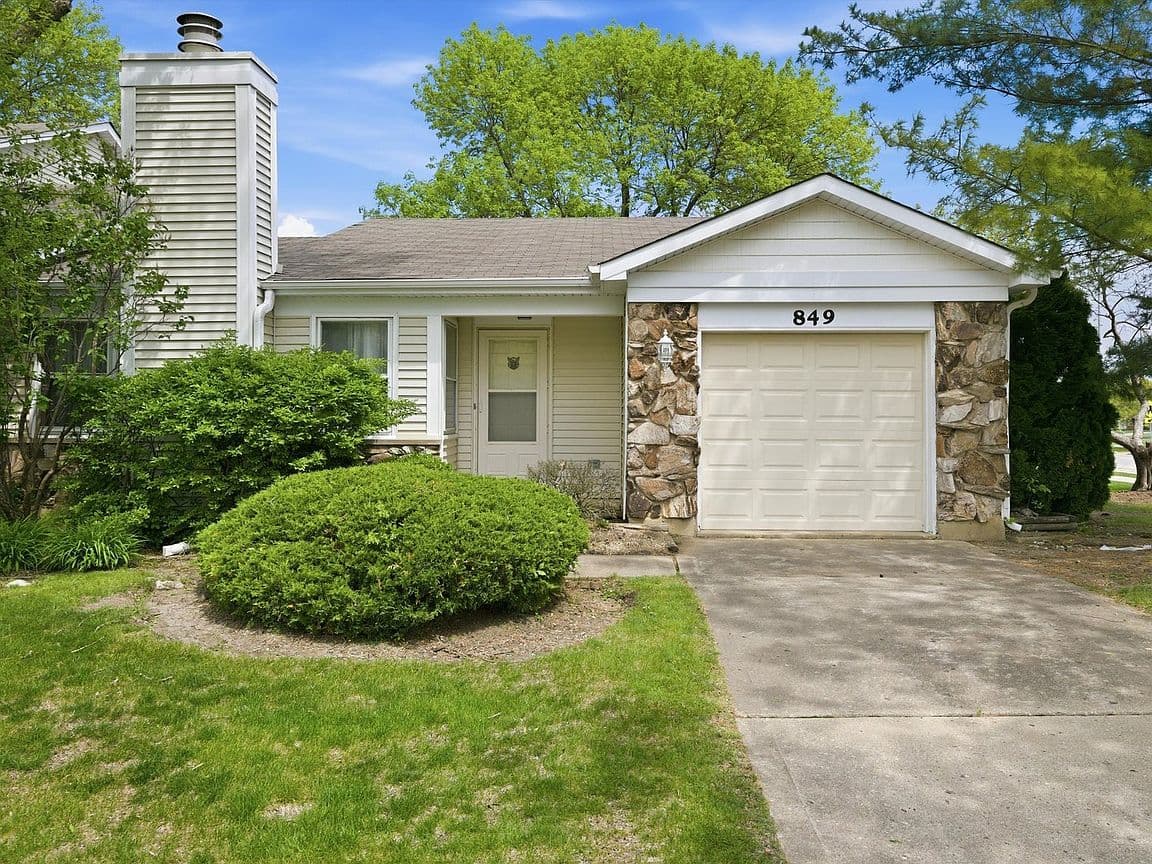 Primary listing photo