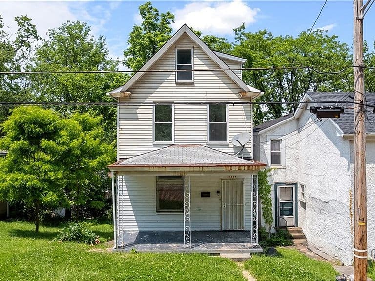 Listing photo 3