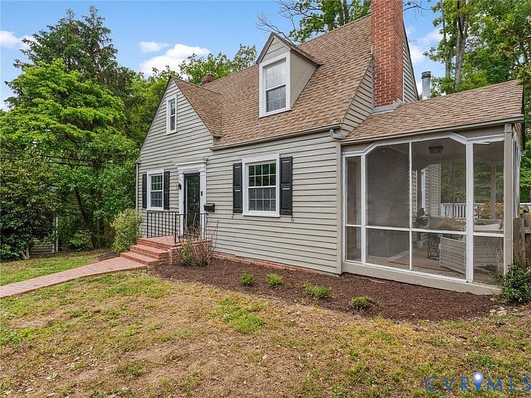 Listing photo 3