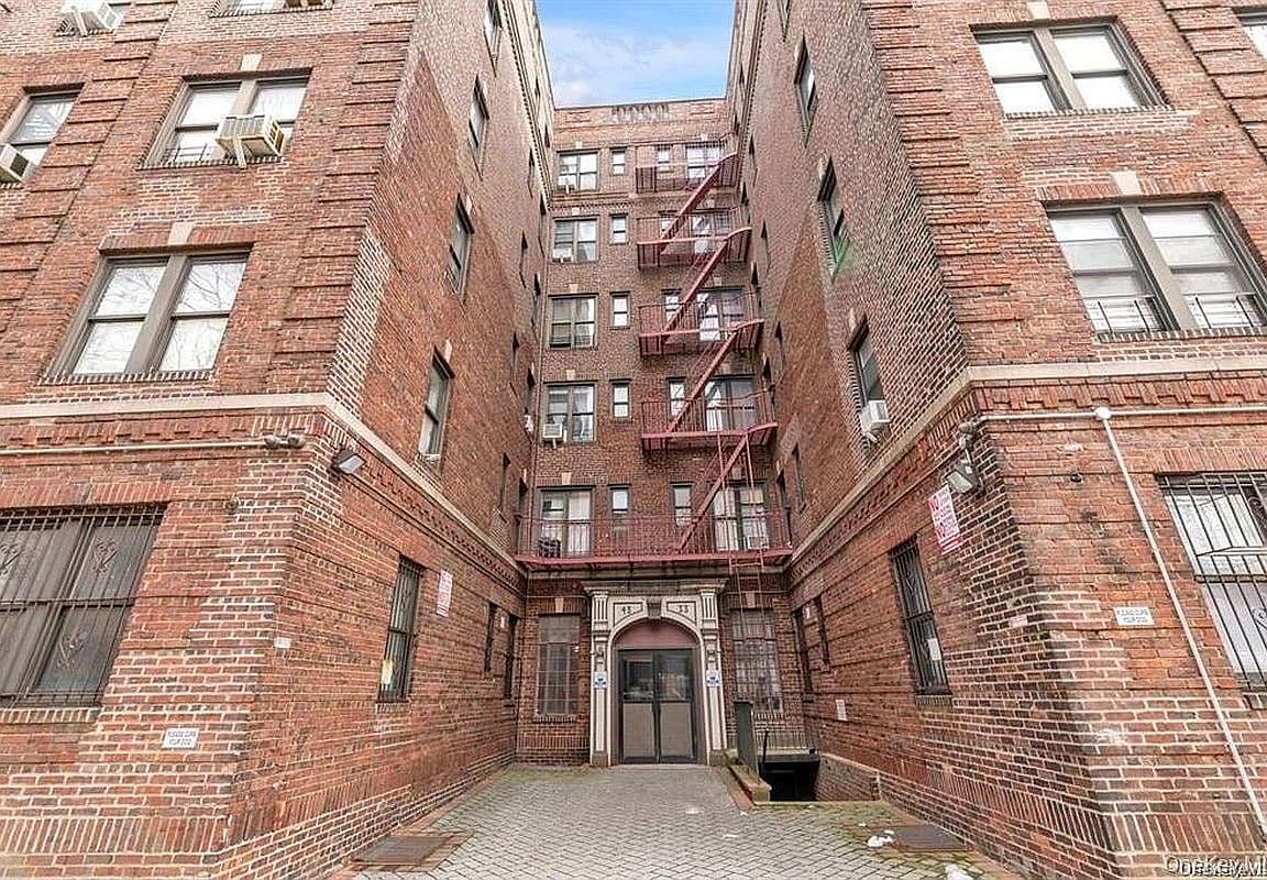 Primary listing photo
