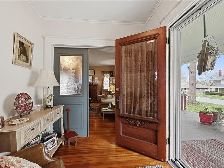 Listing photo 4