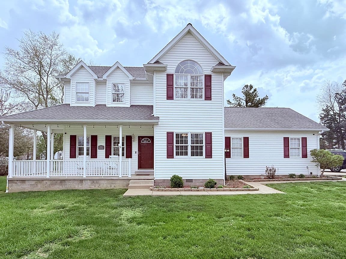 Primary listing photo
