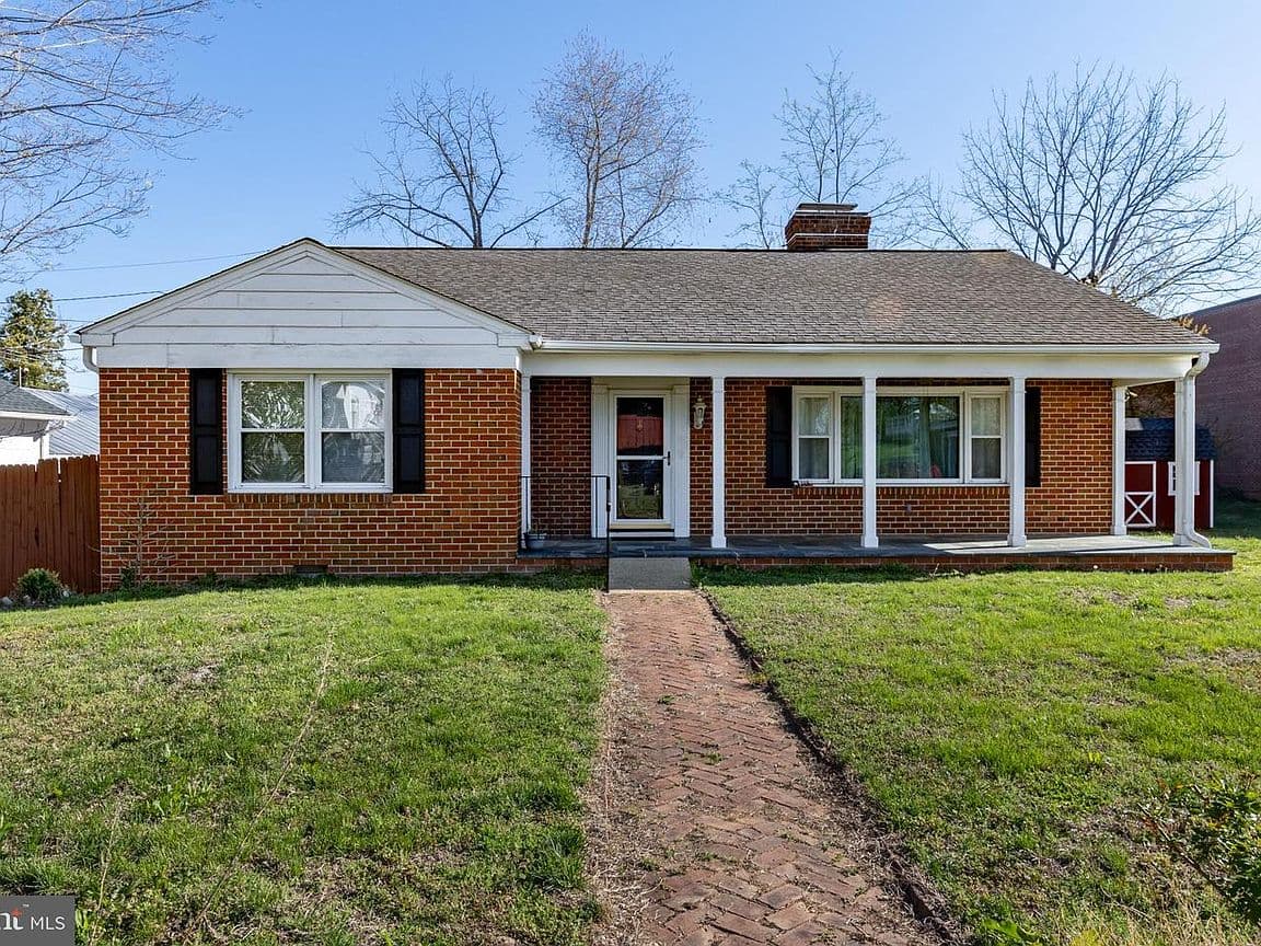 Primary listing photo