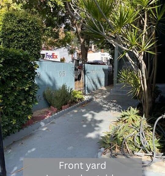 Listing photo 2