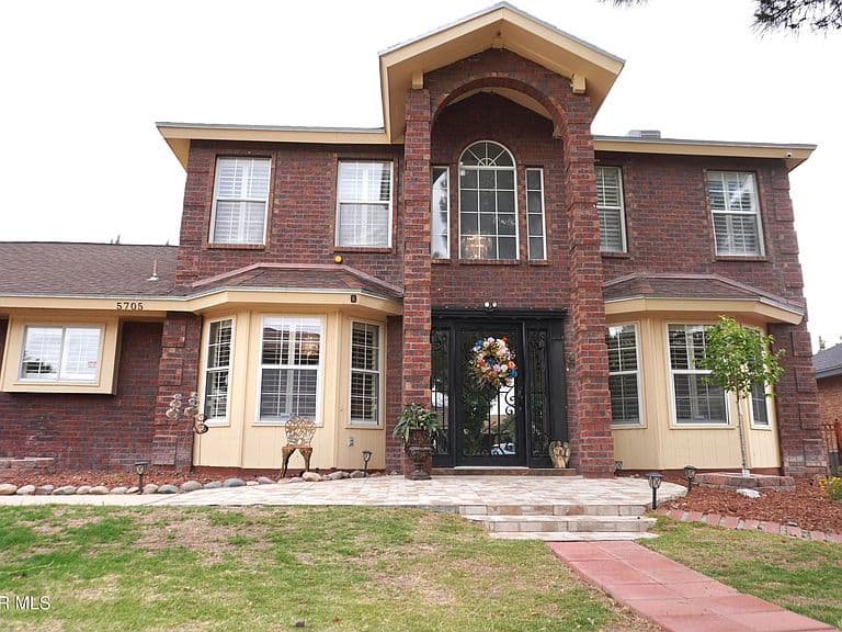 Listing photo 4