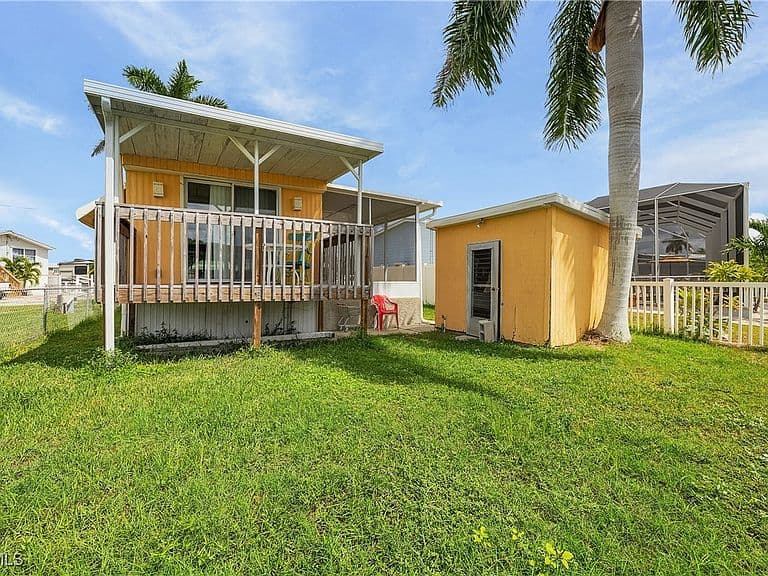 Listing photo 4
