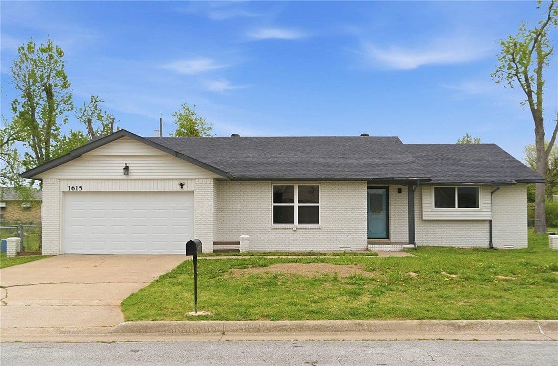 Primary listing photo