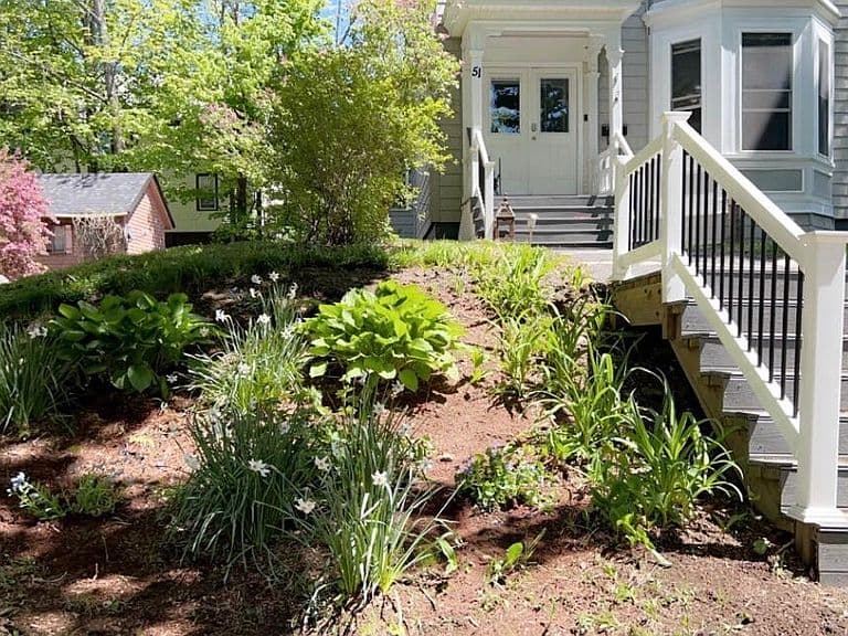 Listing photo 2