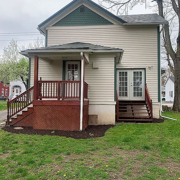 Listing photo 5