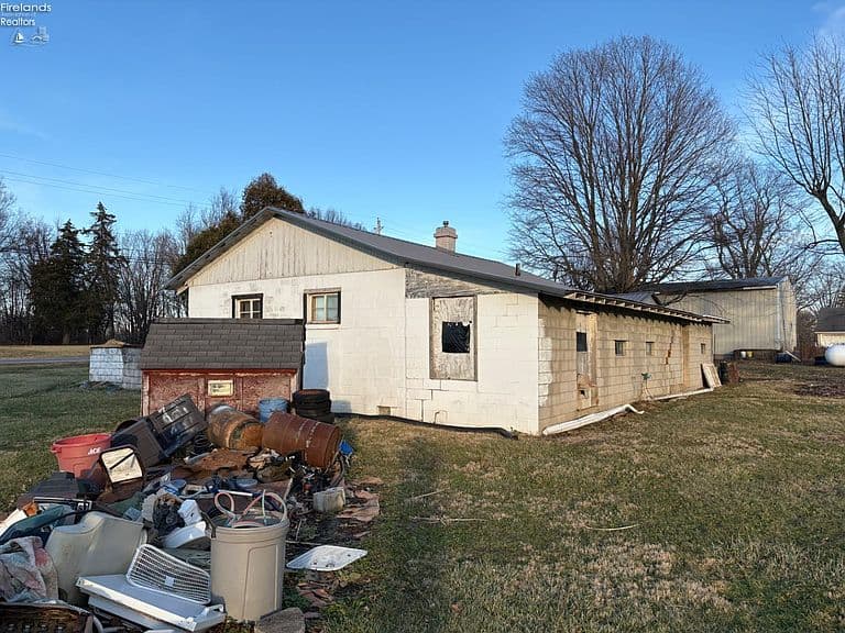 Listing photo 5
