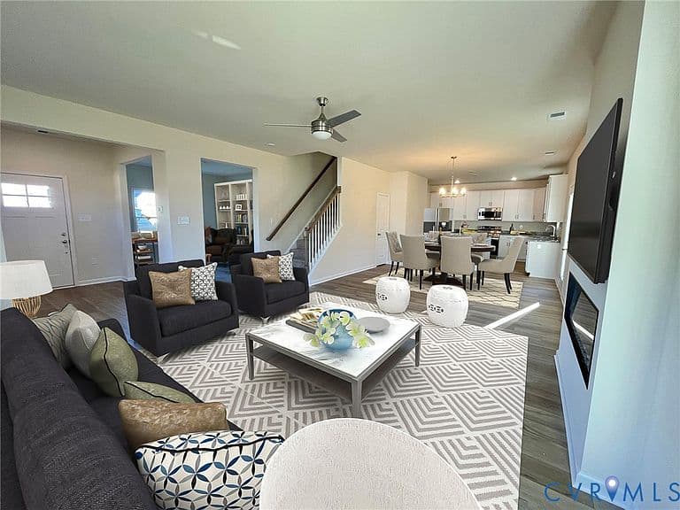 Listing photo 5