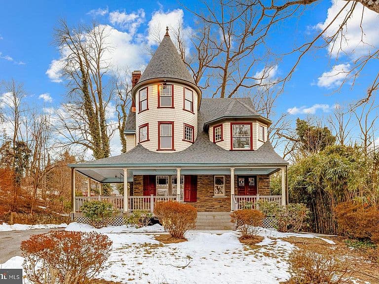 Listing photo 3