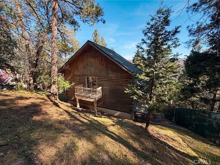 Listing photo 5