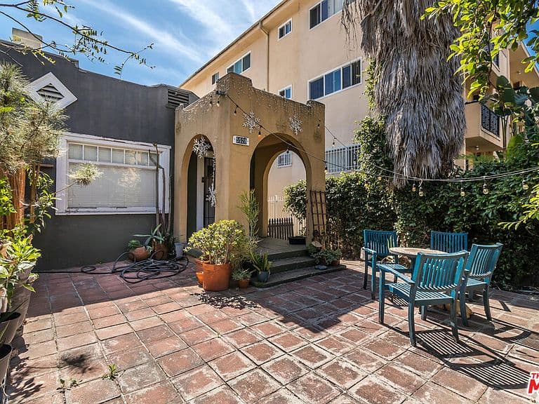Listing photo 4