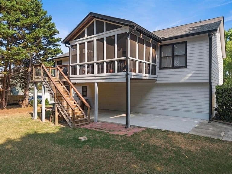 Listing photo 5