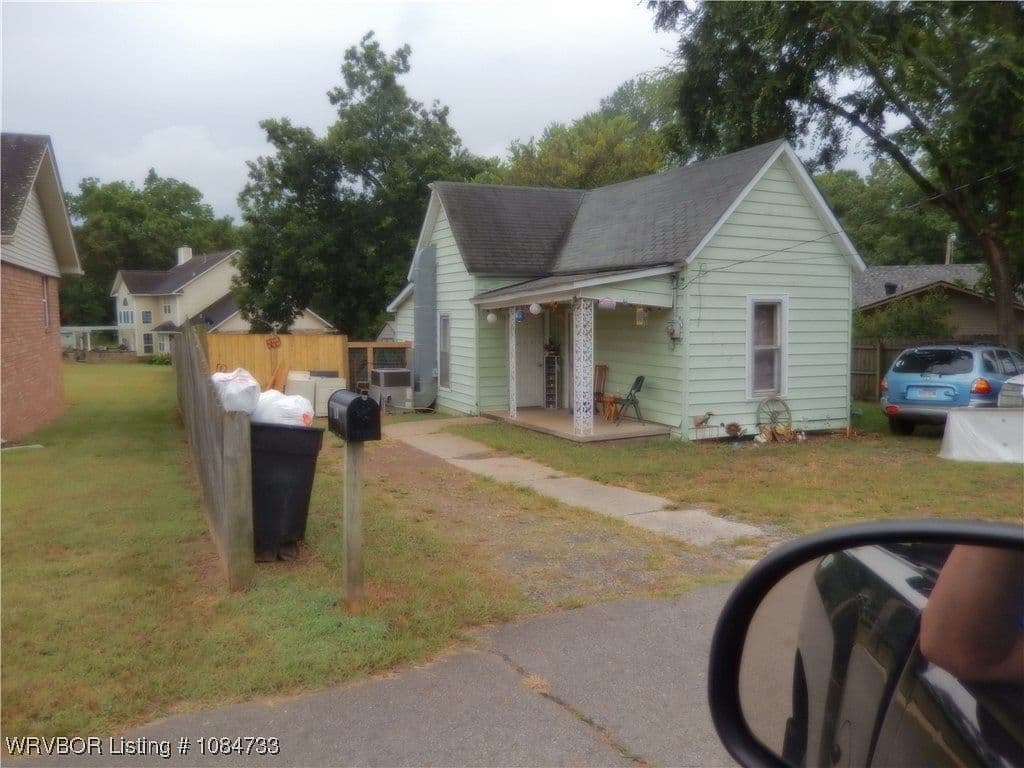 Primary listing photo