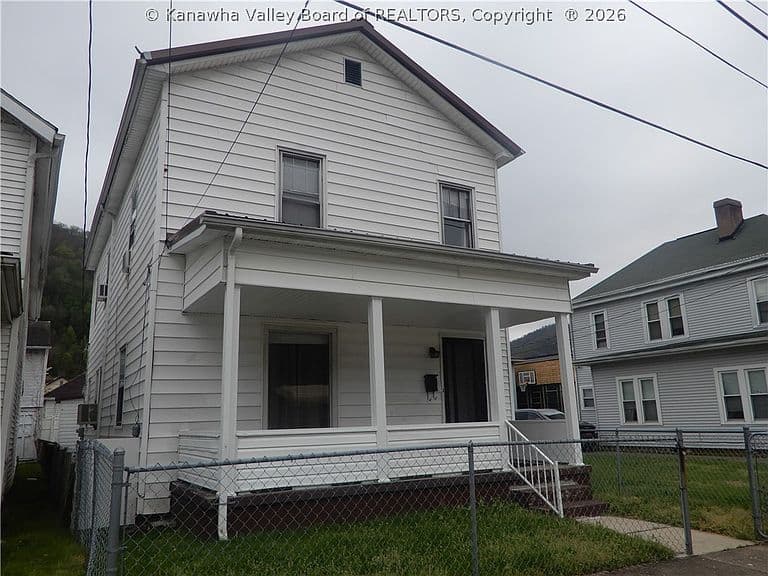 Listing photo 3