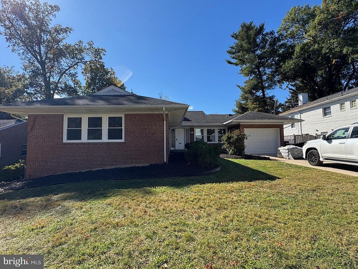 Primary listing photo