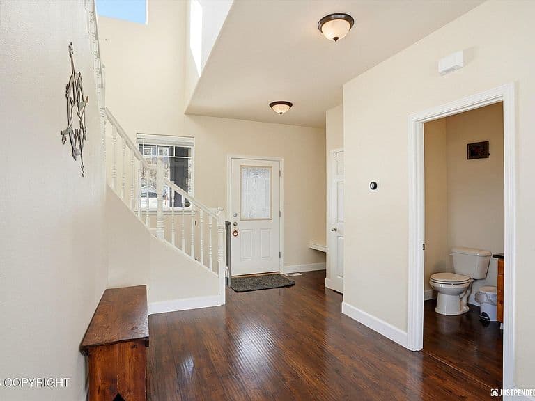 Listing photo 5