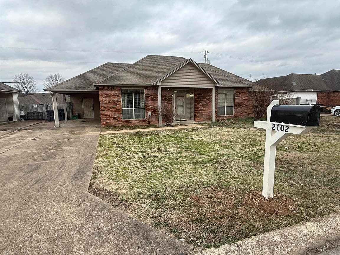 Primary listing photo