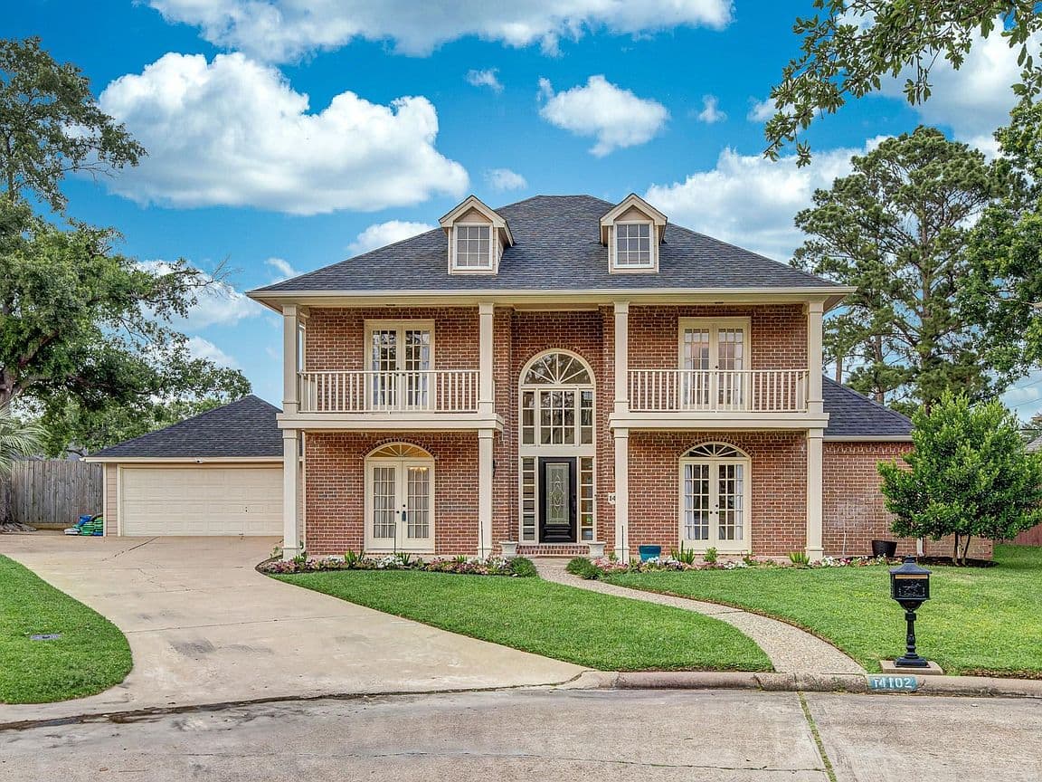 Primary listing photo