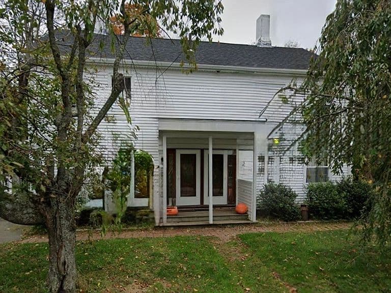 Listing photo