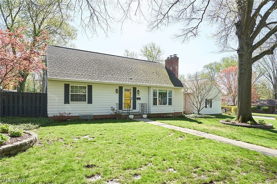 Primary listing photo