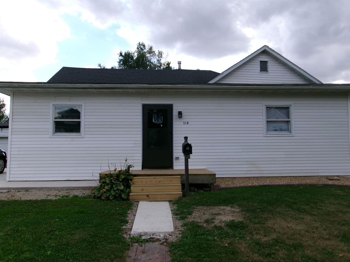 Primary listing photo