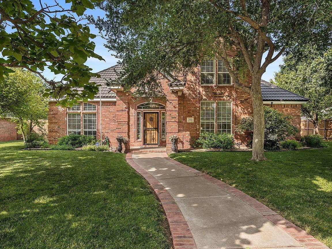 Primary listing photo