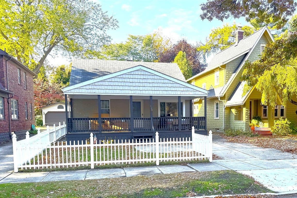Primary listing photo