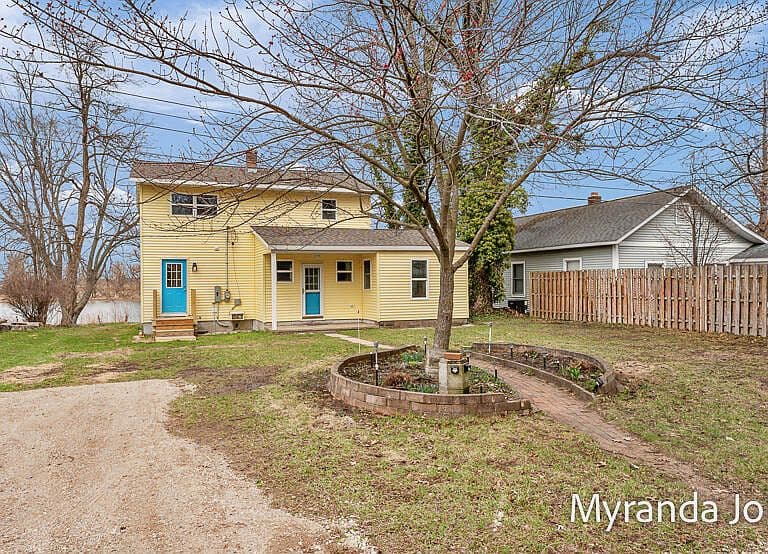 Listing photo 4