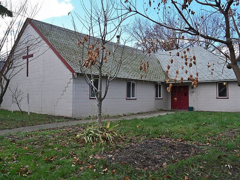 Listing photo