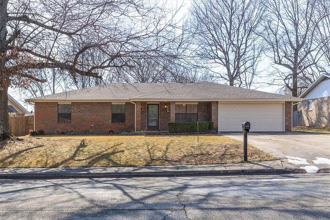 Primary listing photo