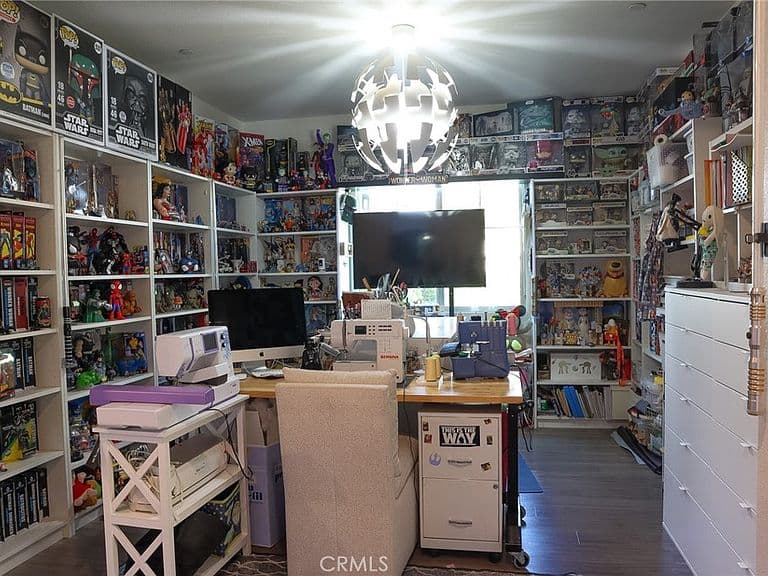 Listing photo 5
