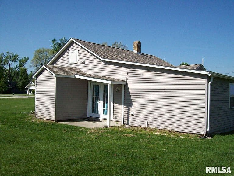 Listing photo 5