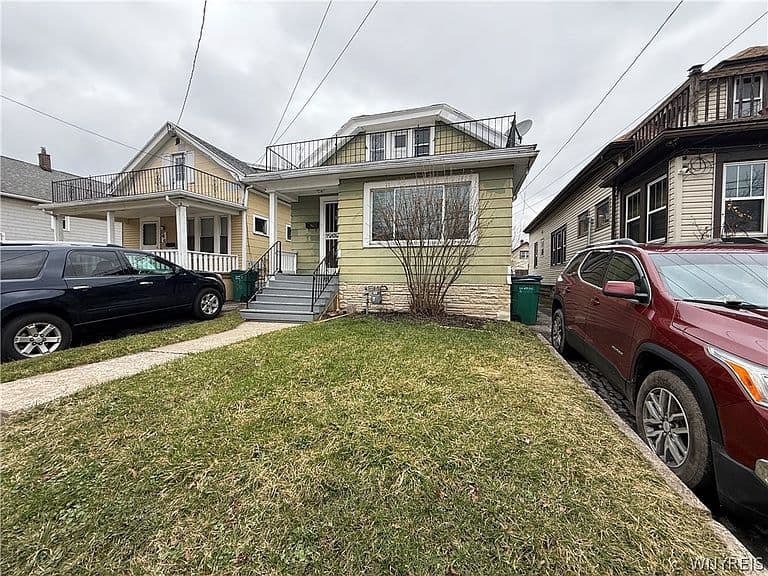Listing photo 3