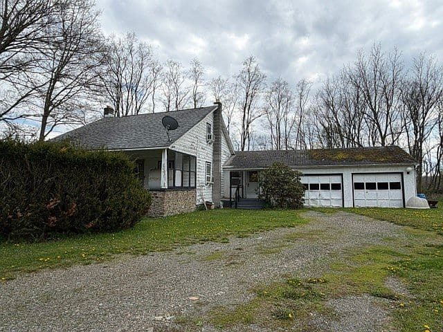 Listing photo 5