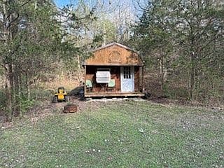 Listing photo 5