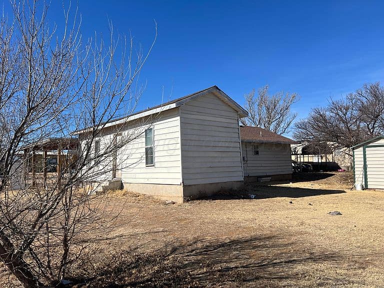 Listing photo 4