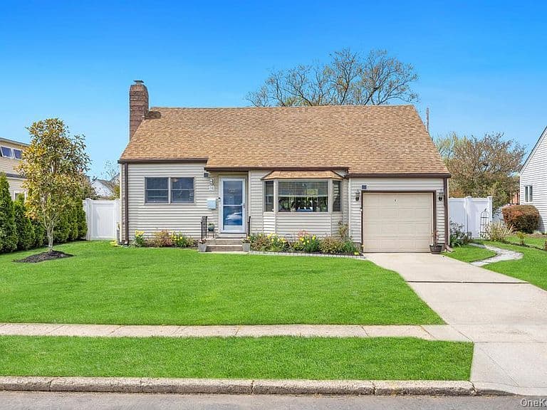 Listing photo