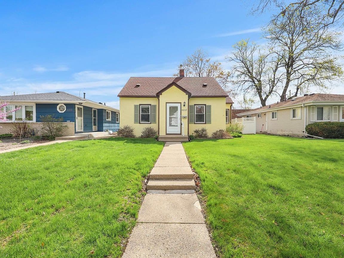 Primary listing photo