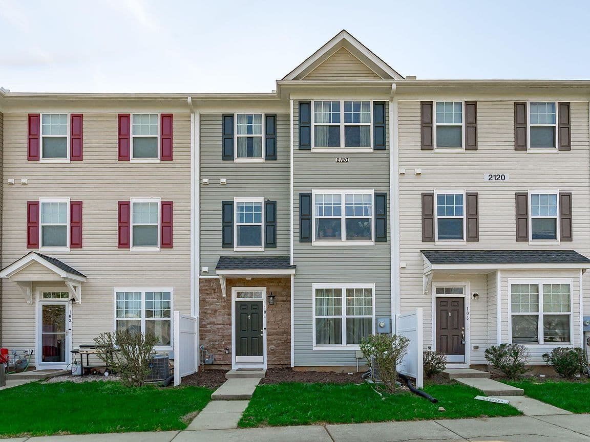 Primary listing photo