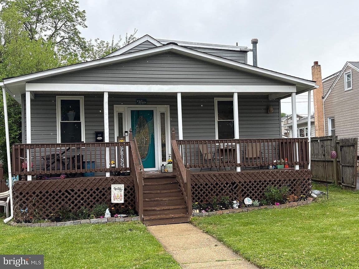 Primary listing photo