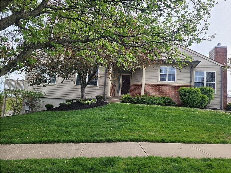 Listing photo