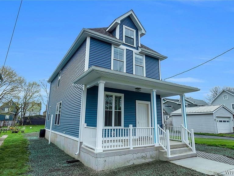 Listing photo 3