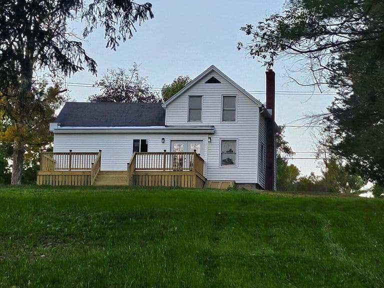 Listing photo 4