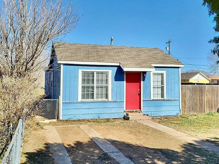 Listing photo 2