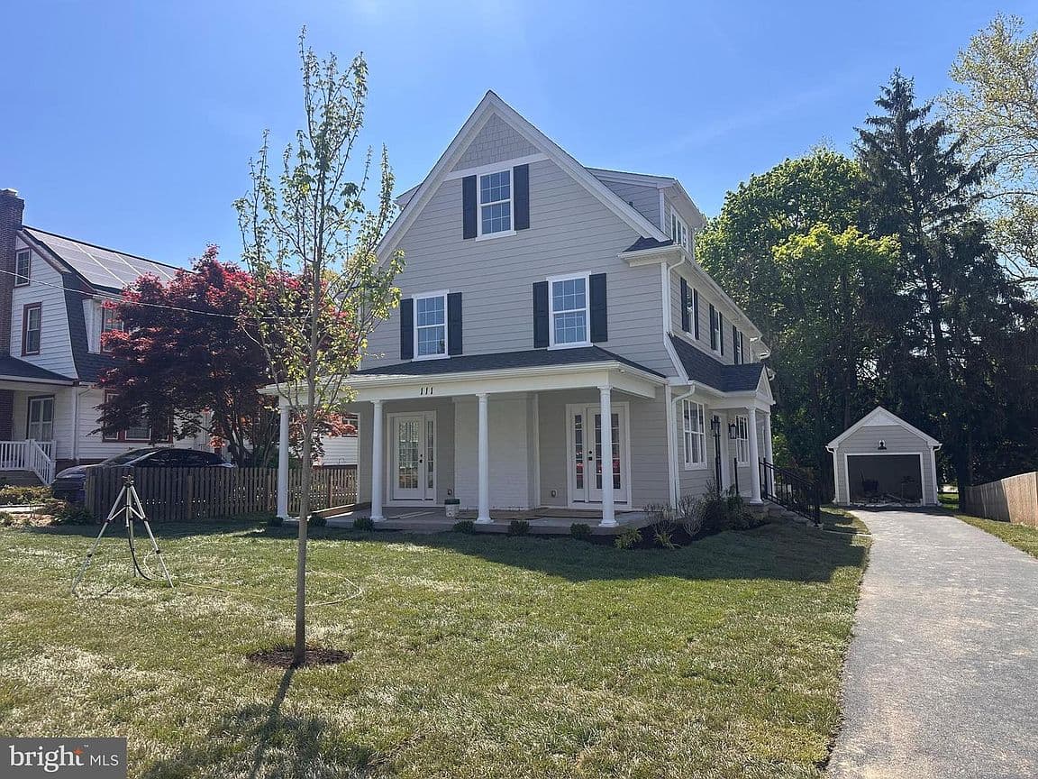 Primary listing photo