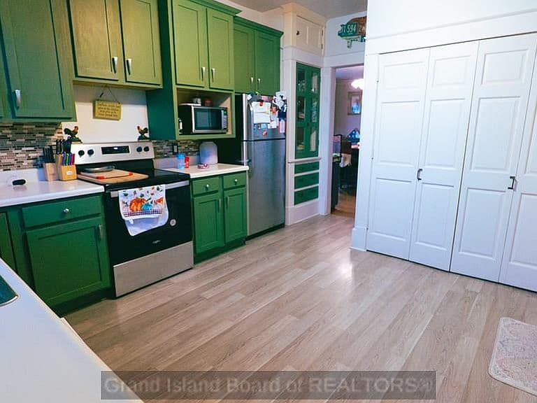 Listing photo 5