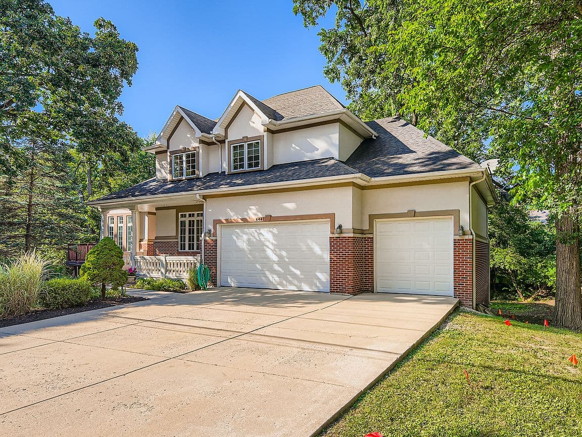 Primary listing photo